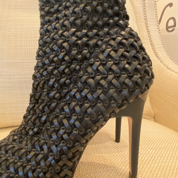 Zara Womens Black Open Toe Woven Fitted Ankle Boots w Stiletto Heels / Size 10 - Picture 10 of 15